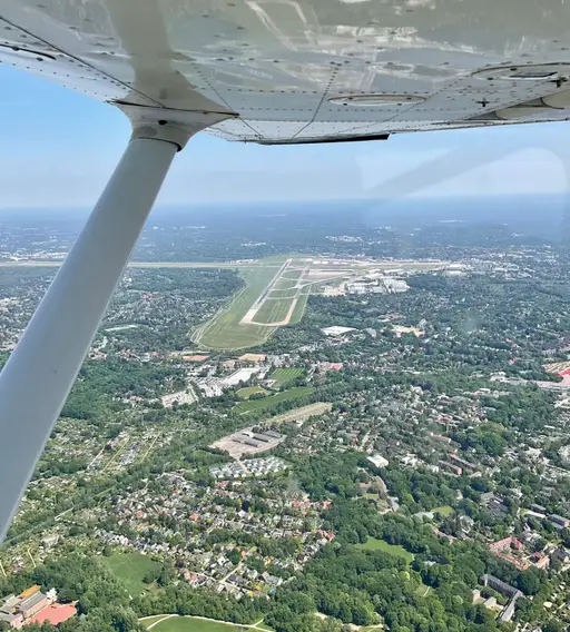 Flughafen Hamburg (EDDH)